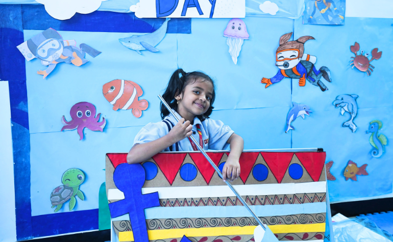 Happy kids learning at the best pre-school in Virar - Royal Academy